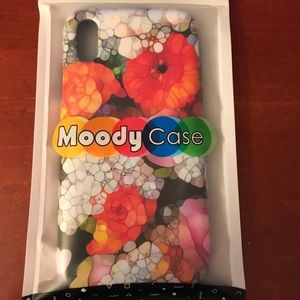 Moody iPhone X case